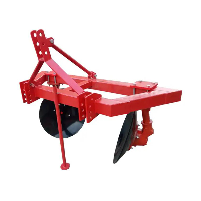 Ridger montado en el tractor